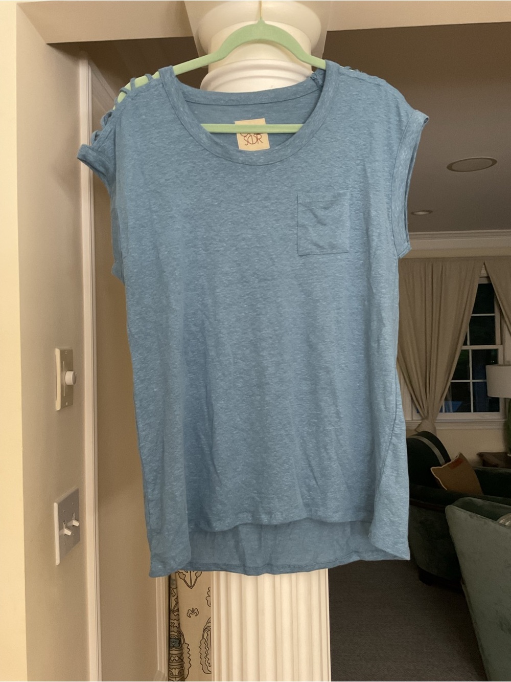 Chaser Linen Jersey Cap Sleeve Strappy Shoulder Vent Hi-Lo Pocket Tee